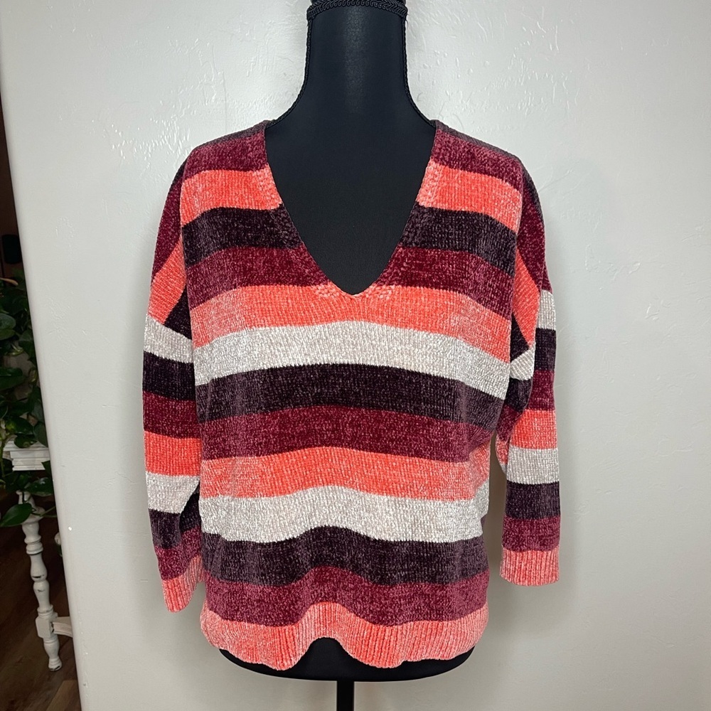 Express Striped Chenille V-neck Sweater